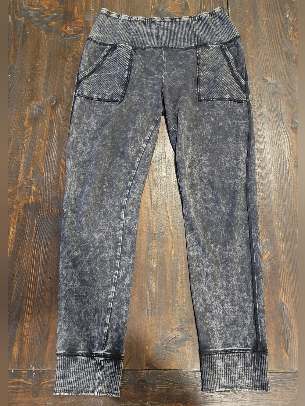 Acid Wash Jogger Pants in Charcoal Black:Large